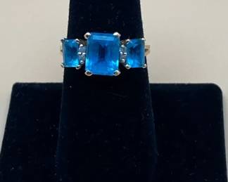14K YG Blue Topaz Ring With Dia