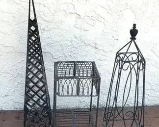 Metal Topiaries  Pot Stand
