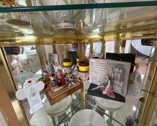 Decorative Figurines and Porcelain Collectibles