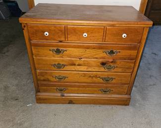EA dresser