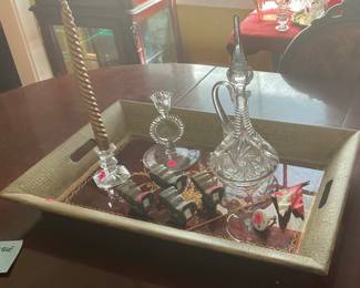 Decanter, tray