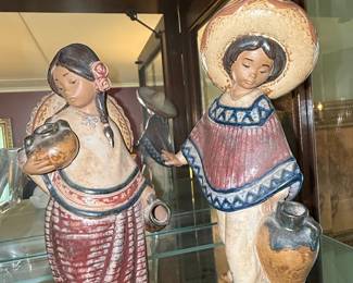 Lladro "Little Peasant Girl" Porcelain Figurine