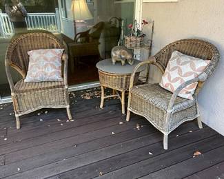 Wicker Armchair Set with Side Table