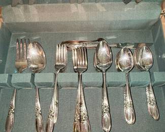 Community "Rosewood" Silverplate Flatware Set in Case