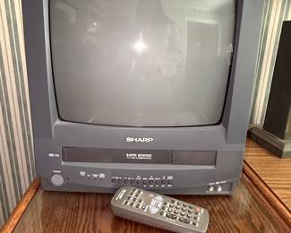 Sharp 13VT-N100 TV-VCR Combination
