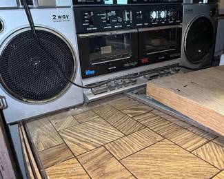 Sanyo M9938 "Studio" Boombox