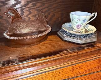Pink Depression Glass Hen on Nest by Indiana Glass
