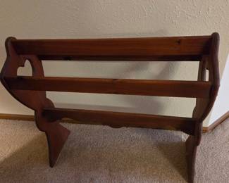 Vintage Pine Quilt Rack with Heart Cutout