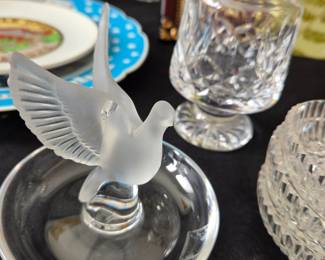 Lalique Frosted Glass Dove Ring Dish
