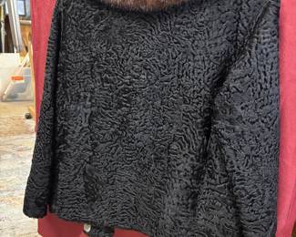 Vintage Pointsette Coat W/ Fur Collar