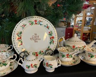 “A Cup of Christmas Tea Set w/ Book