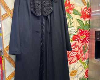 Lamb Black 1940s Vintage Coat On a hand painted screen