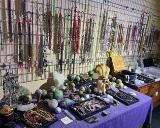 Beads & lots of spheres 