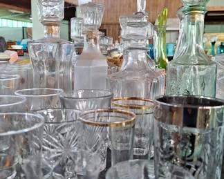 hundreds of vintage glassware, barware and decanters