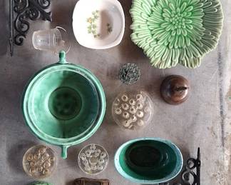 vintage garden frogs, green ceramic pots, iron shelf brackets