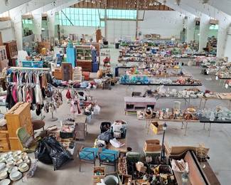 Huge Collectors Vintage Sale