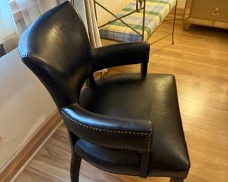 Leather arm chair 