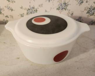 PYREX: Moon Deco Covered Casserole Dish