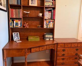Ethan Allen Desk