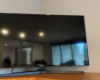 Samsung 41 Corner To Corner Television