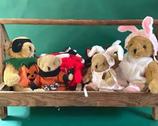 Vintage Teddy Bears And Holiday Outfits