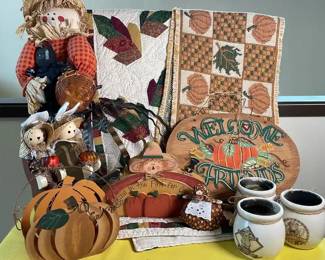 Happy fall Yall  Decor Lot