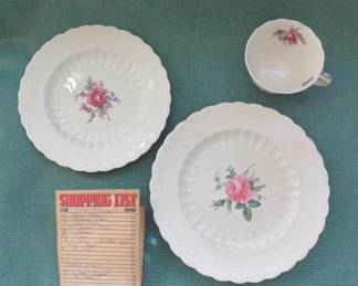 Spode Billingsley Rose Pieces