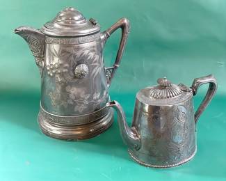 Mendenhall SilverPlated Pitcher  Silverplated Tea Pot