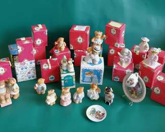 Extensive Lucy  Me Figurine Collection