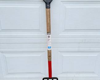 139 TrueTemper4TineSpadingFork