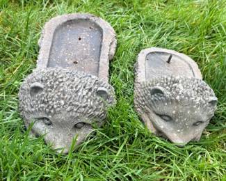 126 HedgehogResinGardenDecor
