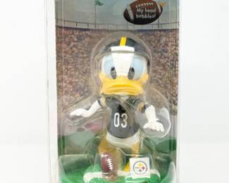 41 DisneyNFLCrossoverBobbleheadFeaturingDonaldDuck
