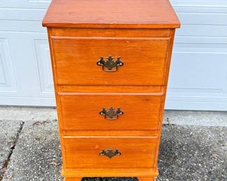 80 Wooden3DrawerNightstand