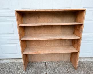 122 WoodenShelves