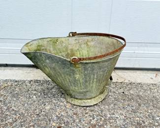113 VintageGalvanizedSteelCoalBucket