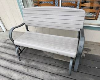 9 LifetimeOutdoorGliderBench