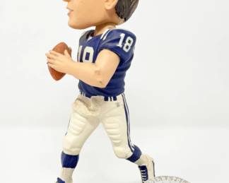 70 PeytonManningLimitedEditionBobbleheadwCoinStyleBase