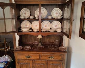 Very nice china cabinet with storage