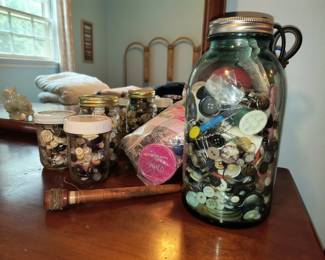 Sewing buttons and notions
