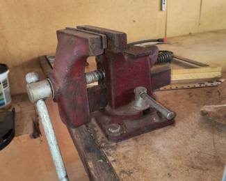 Vise