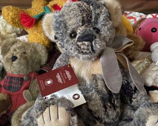 Boyds bear - all around the house