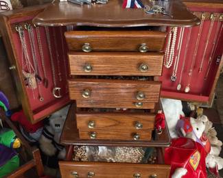 Completely full of jewelery 