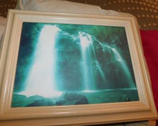 BACKLIT ART FRAME