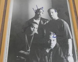 RARE SIGNED PROMOTIONAL PHOTO OF THE ATLANTA R & B GROUP "JAGGED EDGE"