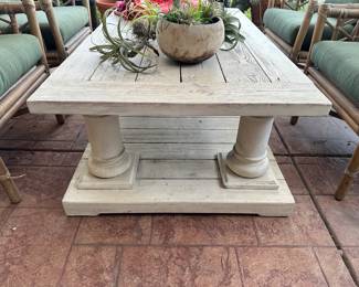 Side view of coffee table 