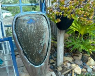 Aqua fountain with custom painting