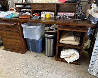 Office desk with pull out work surfaces and desk top cubby unit