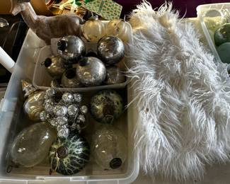 Tree skirt and greT ornaments 