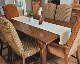 Dining Table 4 Chairs 2 Arm Chairs