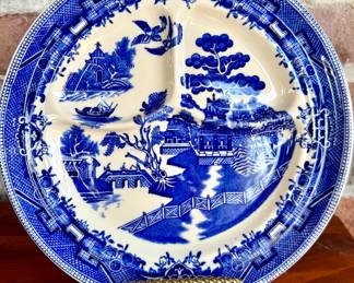 ($130 set of 6- Vintage, Shenango China New Castle, PA ceramic dinner plates)